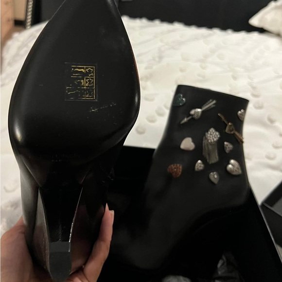 COPY - SAINT LAURENT Niki Embellished Leather Ankle Boots - Picture 9 of 9